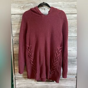 Torrid Laced side Purple sweater Size 1